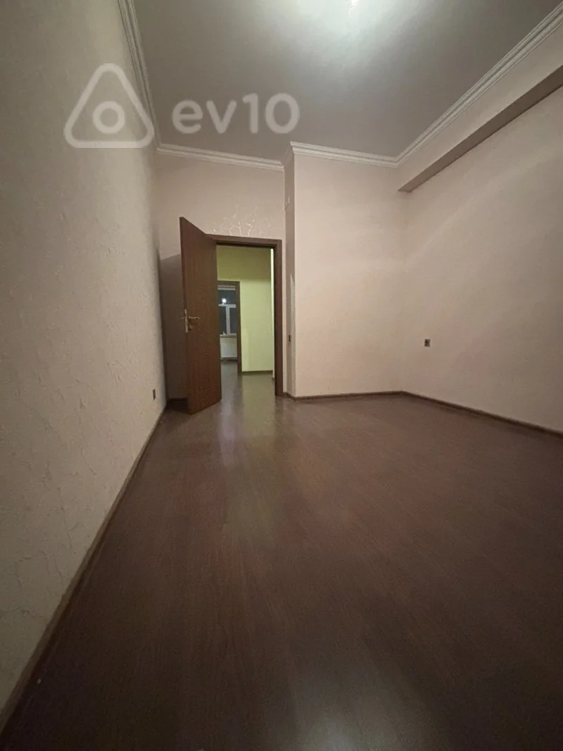4 otaqlı mənzil, 110 m², Müstəqillik küçəsi — Mənzil, Bakı (9)