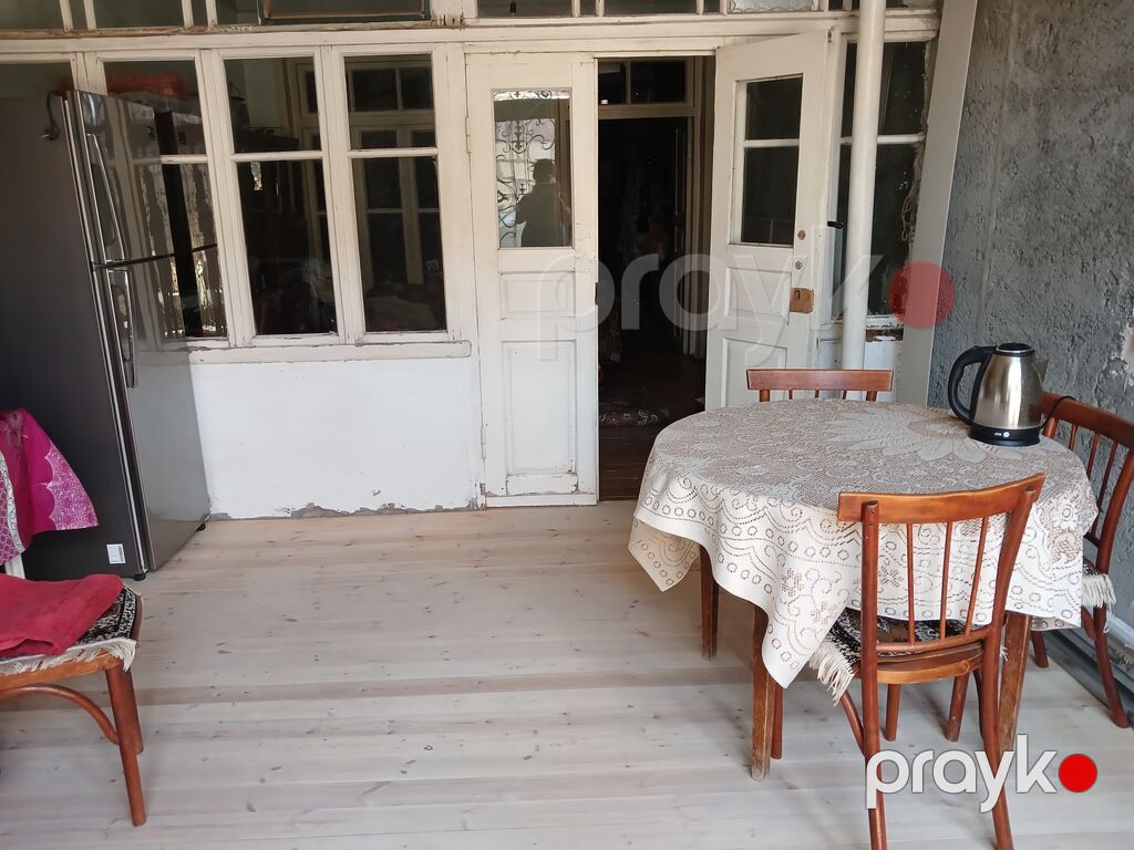 Kiralık geniş mətbəxli mənzil hissəsi - İşıqlı, hündür tavanlı — Mənzil, Gəncə (2)