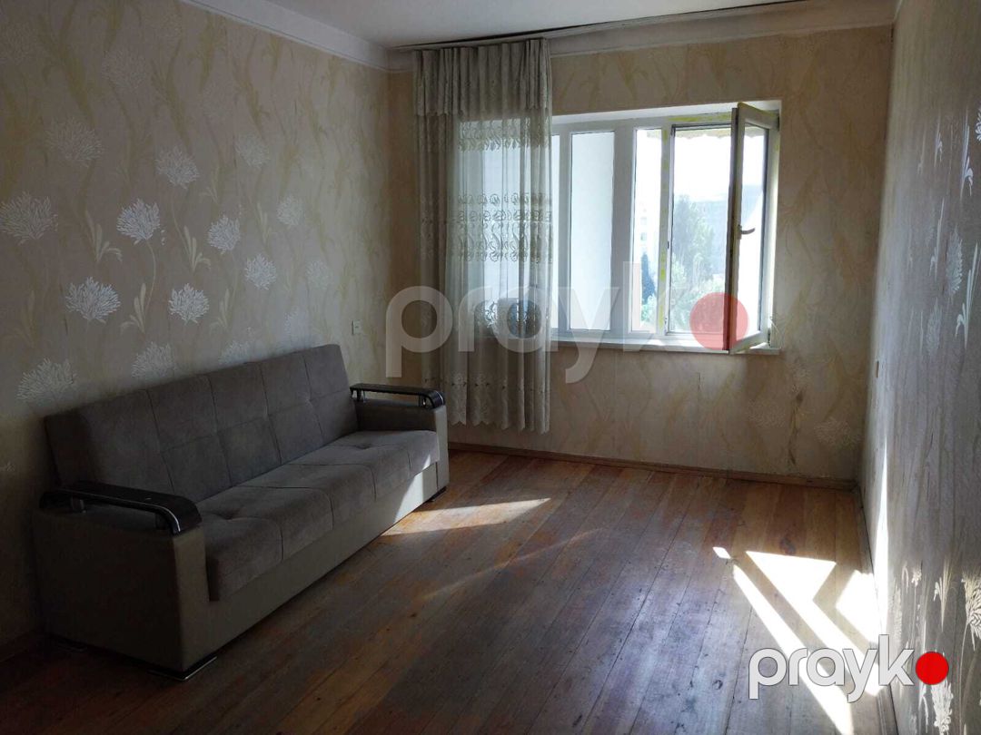 Satılır 1 otaqlı köhnə tikili 45 m² — Mənzil, Bakı (2)