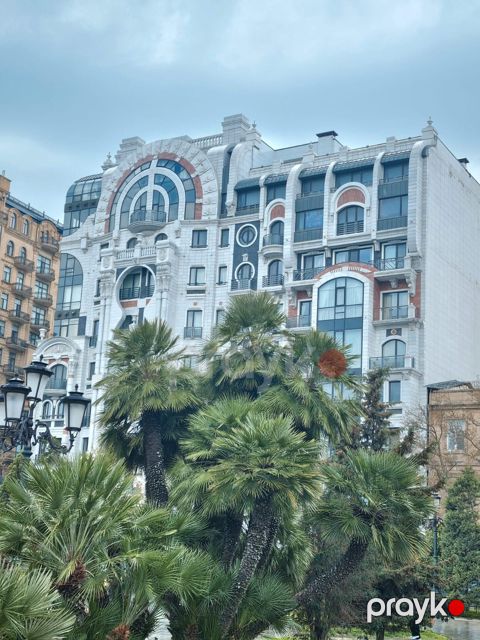 5 otaqlı mənzil, 260 m², Üzeyir Hacıbəyli küçəsi, 27r — Bakı