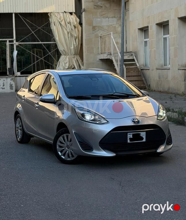 Toyota Aqua, 1.5 L, 0.87 kWh, 2019 il, 218 635 km — Avtomobillər, Bakı (2)