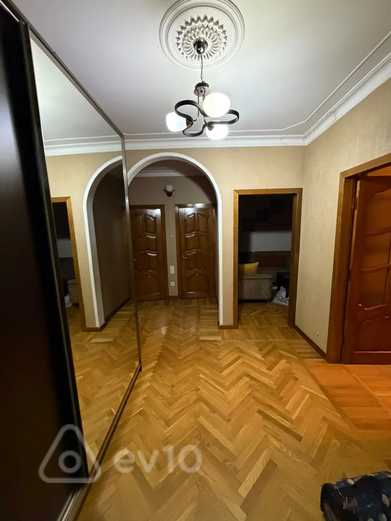 3 otaqlı mənzil, 80 m², Yasamal r., İnşaatçılar m., Məhəmməd Xiyabani küç — kirayə — Mənzil, Bakı (7)