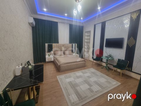 İcarəyə verilir 2 otaqlı köhnə tikili 65 m² — Bakı