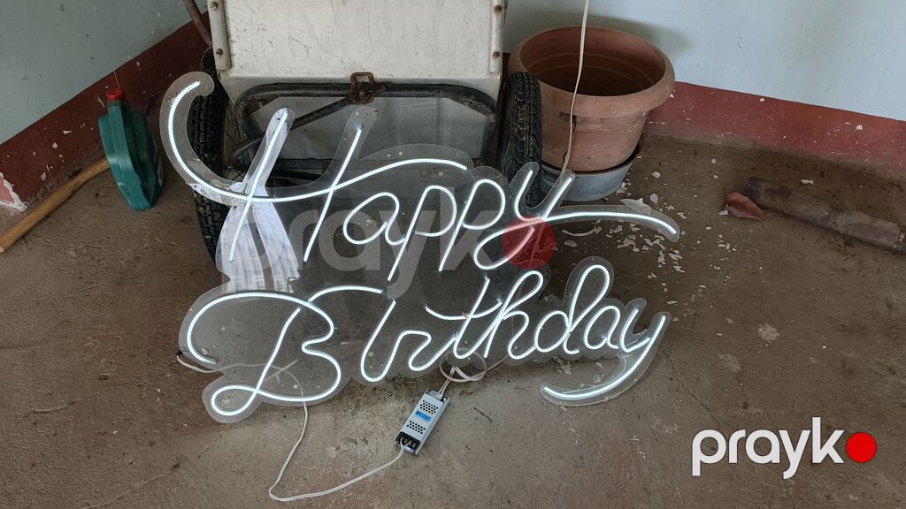 “Happy Birthday” LED neonsayağı işıqlandırma lövhəsi. 100x50 sm — Bayram dekoru və aksesuarları, Zaqatala (2)