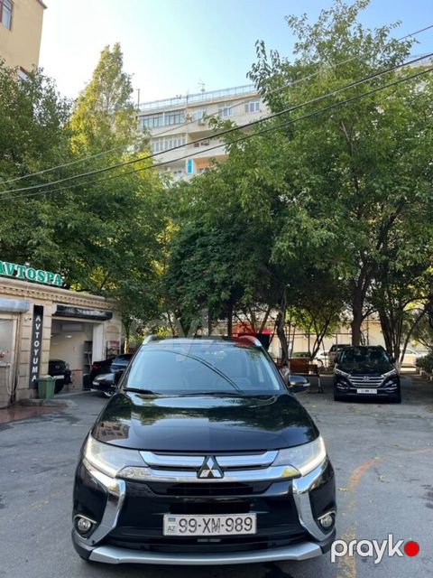 Mitsubishi Outlander, 2.4 L, 2015 il, 210 000 km — Bakı