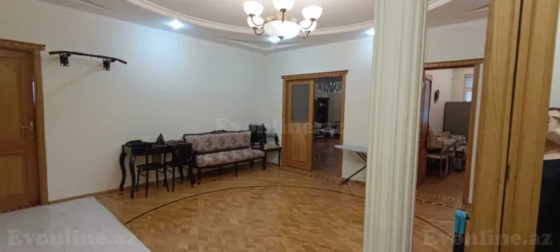 Satılır 4 otaqlı Mənzil Yeni tikili 200 m² Bakı, Yasamal r., Elmlər Akademiyası m — Mənzil, Bakı (5)