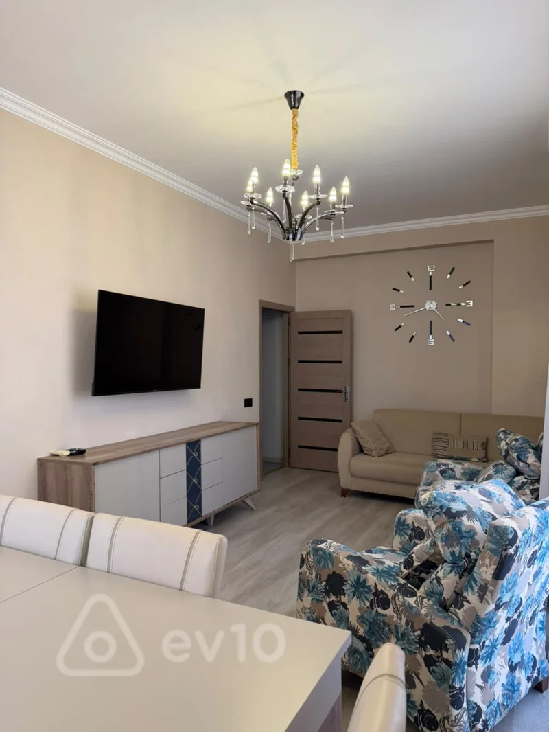 2 otaqlı mənzil, 70 m², Təbriz küçəsi — kirayə — Mənzil, Bakı (2)