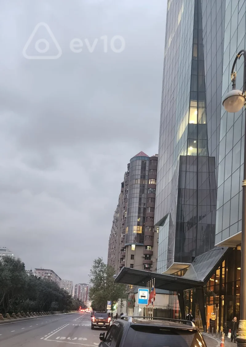 2 otaqlı mənzil, 106 m², Xocalı prospekti — kirayə — Mənzil, Bakı (3)