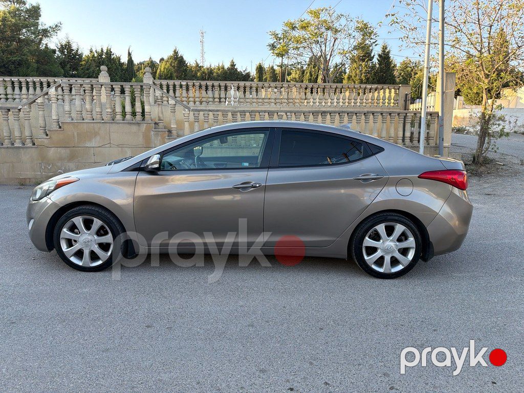 Hyundai Elantra, 1.8 L, 2013 il, 284 431 km — Avtomobillər, Bakı (2)