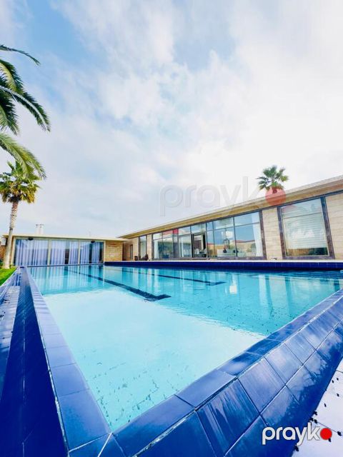 Satılır 6 otaqlı həyət evi/bağ evi 500 m² — Bakı
