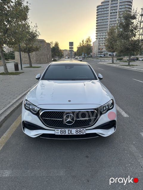 Mercedes E 300 4MATIC, 2.0 L, 2024 il, 18 280 km — Bakı