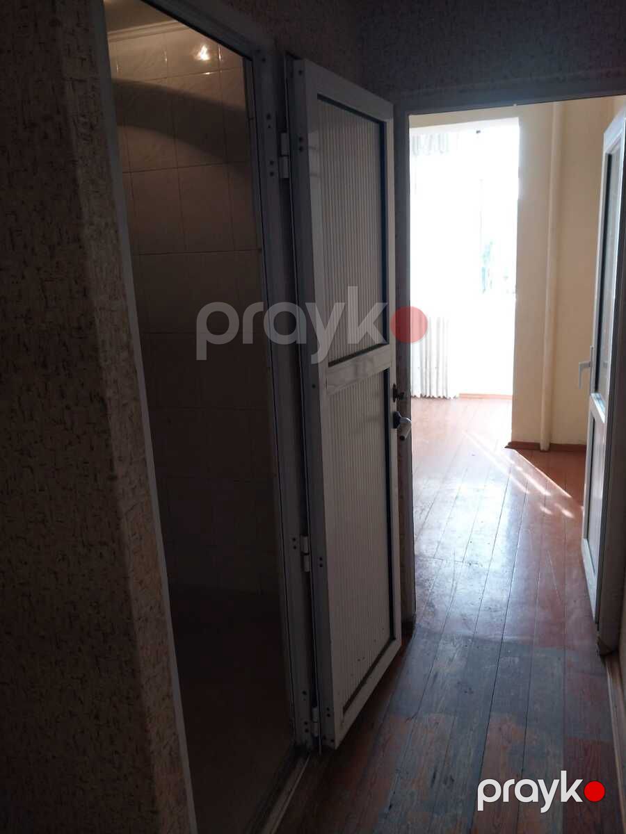 Satılır 1 otaqlı köhnə tikili 45 m² — Mənzil, Bakı (6)
