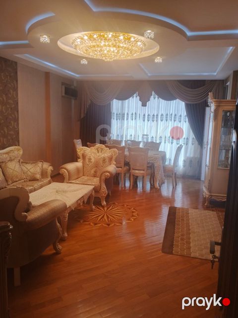 Satılır 4 otaqlı yeni tikili 170 m² — Bakı