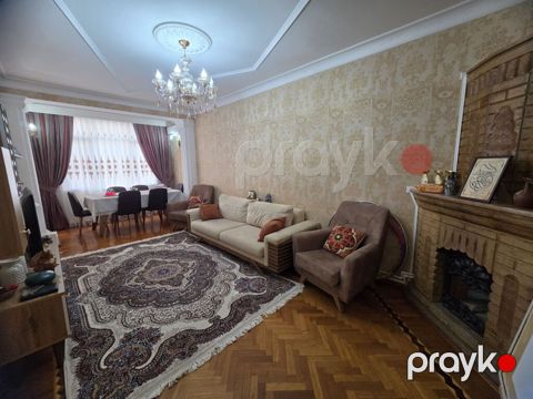 Bakı, 3 otaqlı, Köhnə tikili, m. Nəsimi, 74 kv. m — Bakı