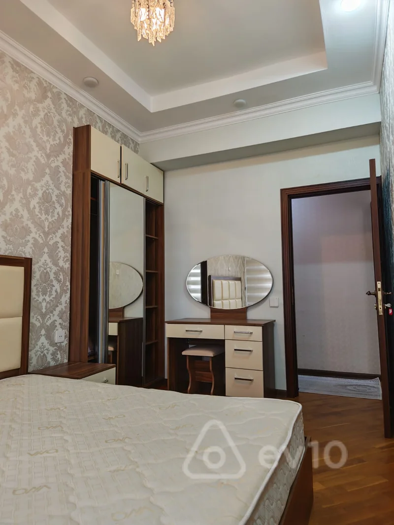 3 otaqlı mənzil, 100 m², Bakı, Vladislav Plotnikov küç. — kirayə — Mənzil, Bakı (5)