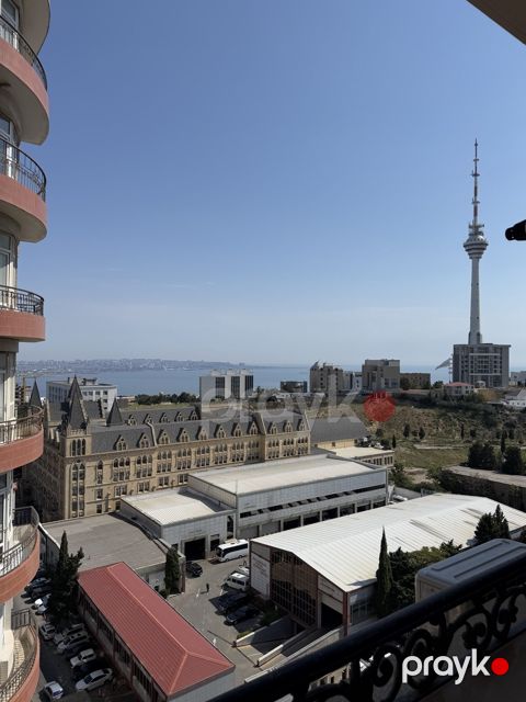 Satılır 4 otaqlı yeni tikili 200 m² — Bakı