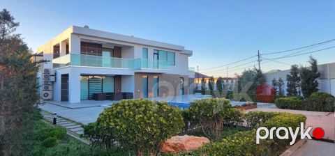 İcarəyə verilir 6 otaqlı həyət evi/bağ evi 400 m² — Bakı