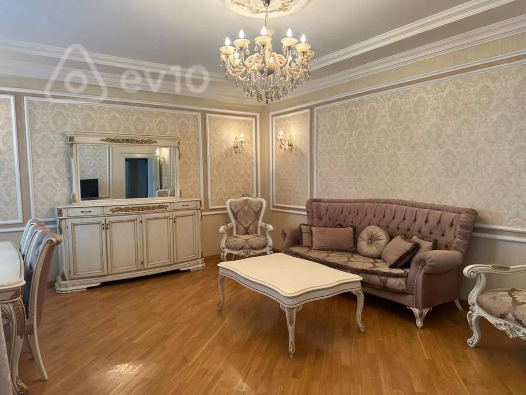3 otaqlı mənzil, 135 m², 8 noyabır — kirayə — Mənzil, Bakı (3)
