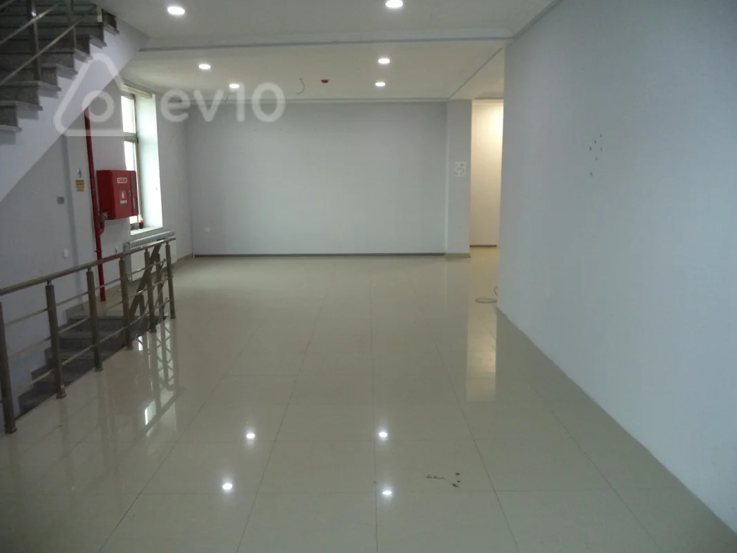 Ofis, 310 m², babek pr 23 — kirayə — Ofis, Bakı (6)