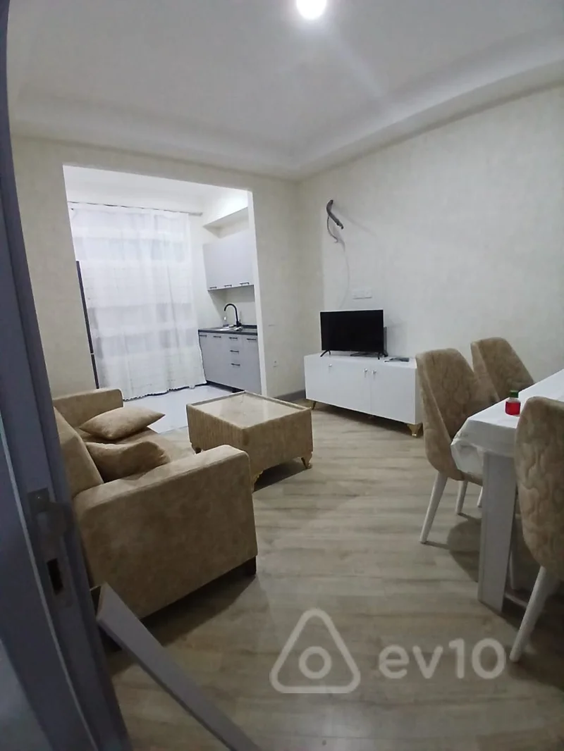 2 otaqlı mənzil, 65 m², İbrahim Paşa Dadaşov — kirayə