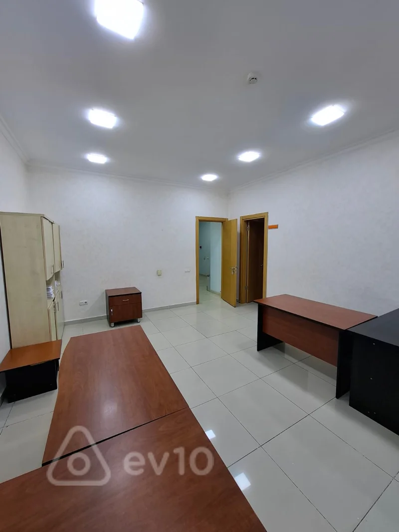 Ofis, 650 m², Tbilisi pr30 — kirayə — Ofis, Bakı (10)