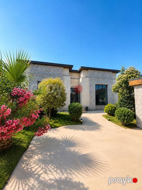Satılır 4 otaqlı həyət evi/bağ evi 170 m² — Bakı