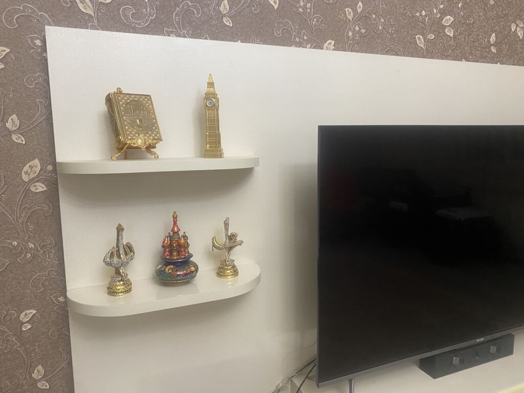 İşlənmiş, Düz TV altlığı, Polkalı, Türkiyə — Televizor altlıqları və standlar, Xırdalan (3)