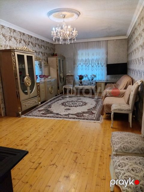 Həyət evi kirayə verilir, Gəncə ş — Gəncə