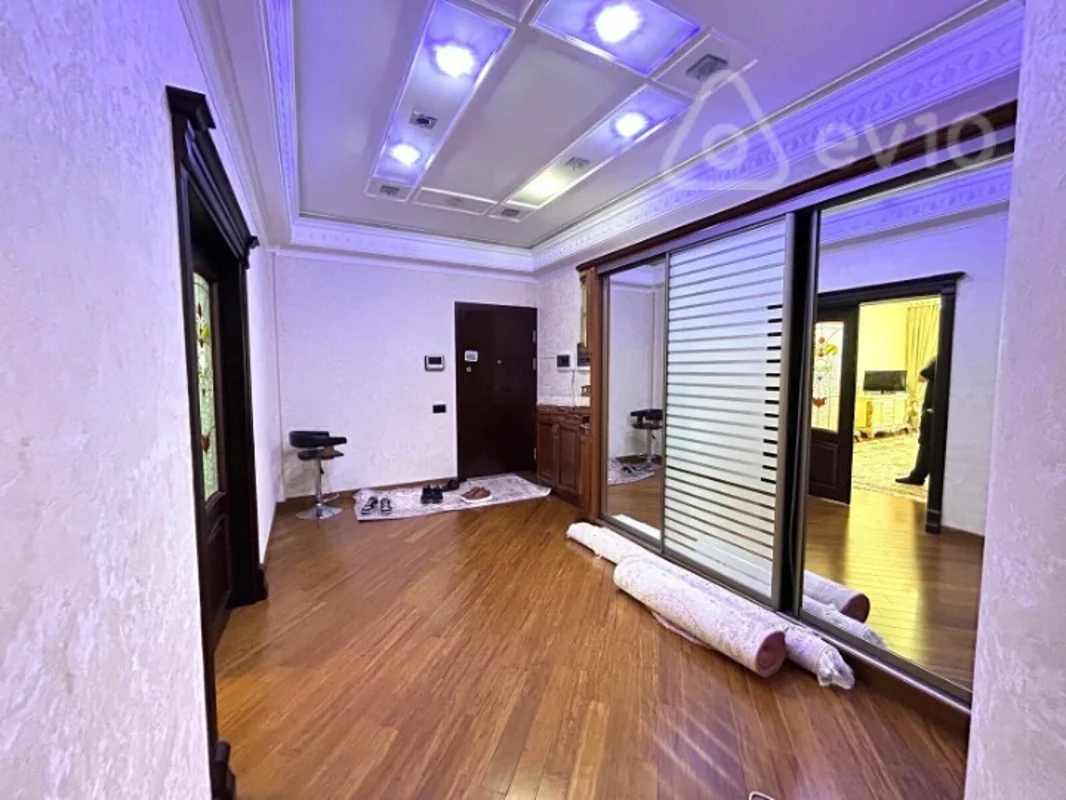 4 otaqlı mənzil, 130 m², Sabit Orucov küçəsi — kirayə — Mənzil, Bakı (8)