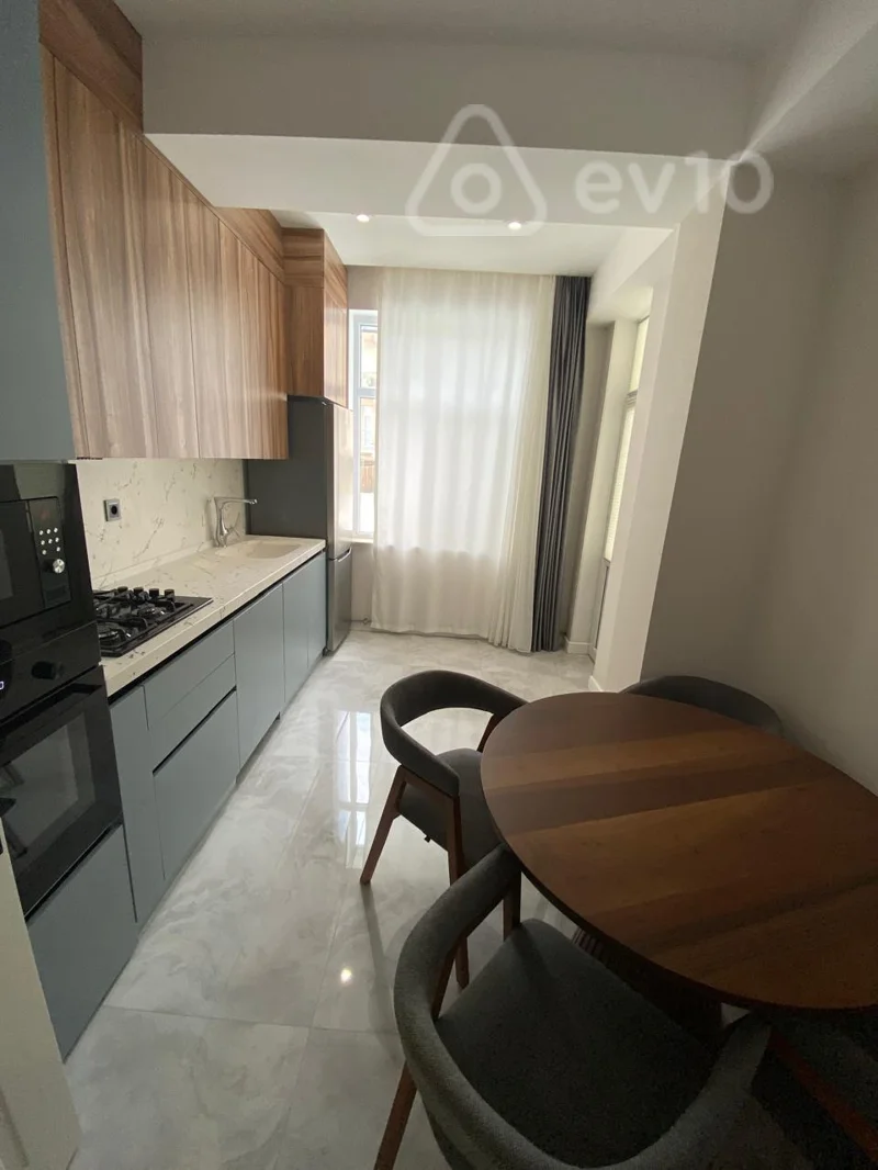3 otaqlı mənzil, 100 m², 8 noyabr prospekti — kirayə — Mənzil, Bakı (8)