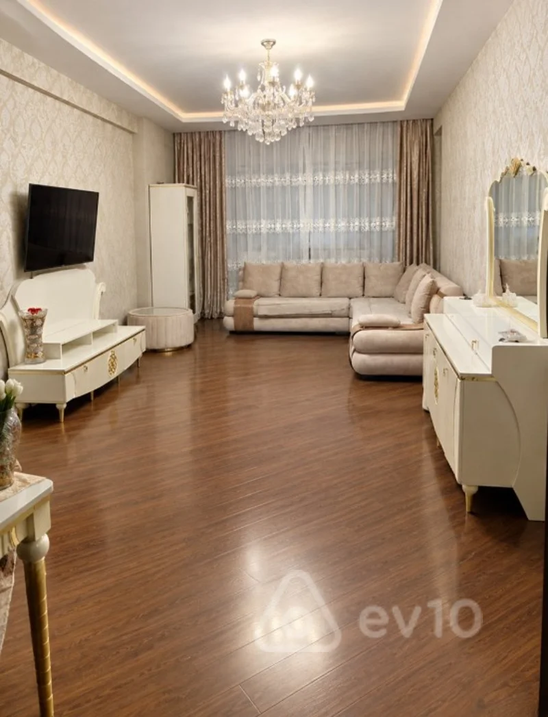 3 otaqlı mənzil, 120 m², Əsəd Əhmədov küçəsi — kirayə