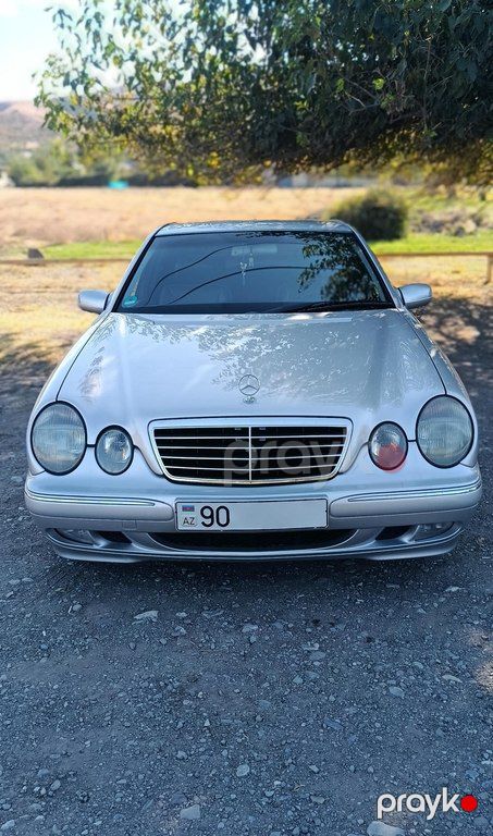 Mercedes E 240, 2.4 L, 2000 il, 291 950 km — Şəki