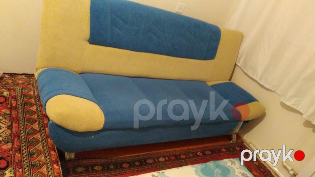 Divan satılır. evden cixmalidir. açılır. 70 manat ünvan Yeni — Divanlər, Bakı (2)