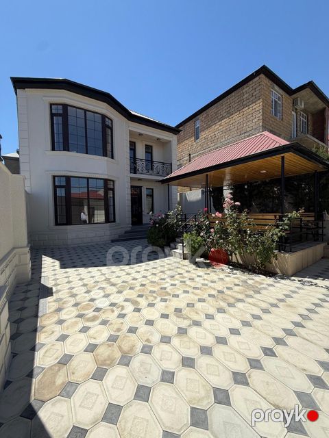 Satılır 5 otaqlı həyət evi/bağ evi 200 m² — Xırdalan