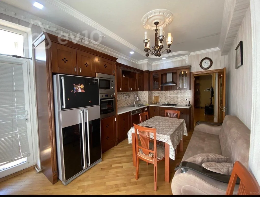 3 otaqlı mənzil, 135 m², Əliyar Əliyev küçəsi — kirayə — Mənzil, Bakı (10)