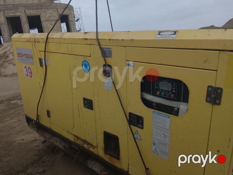Generator — Bakı