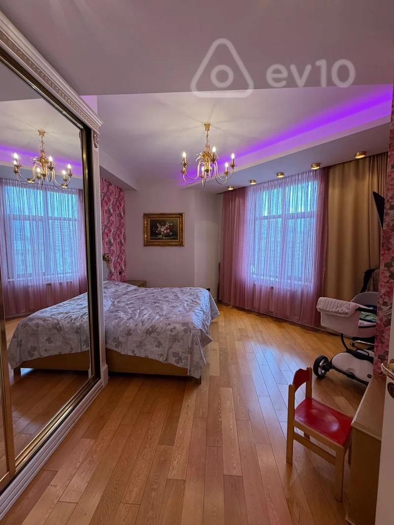 4 otaqlı mənzil, 234 m², Bülbül pr — Mənzil, Bakı (10)