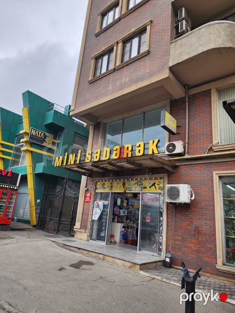 Satılır obyekt 115 m² — Bakı