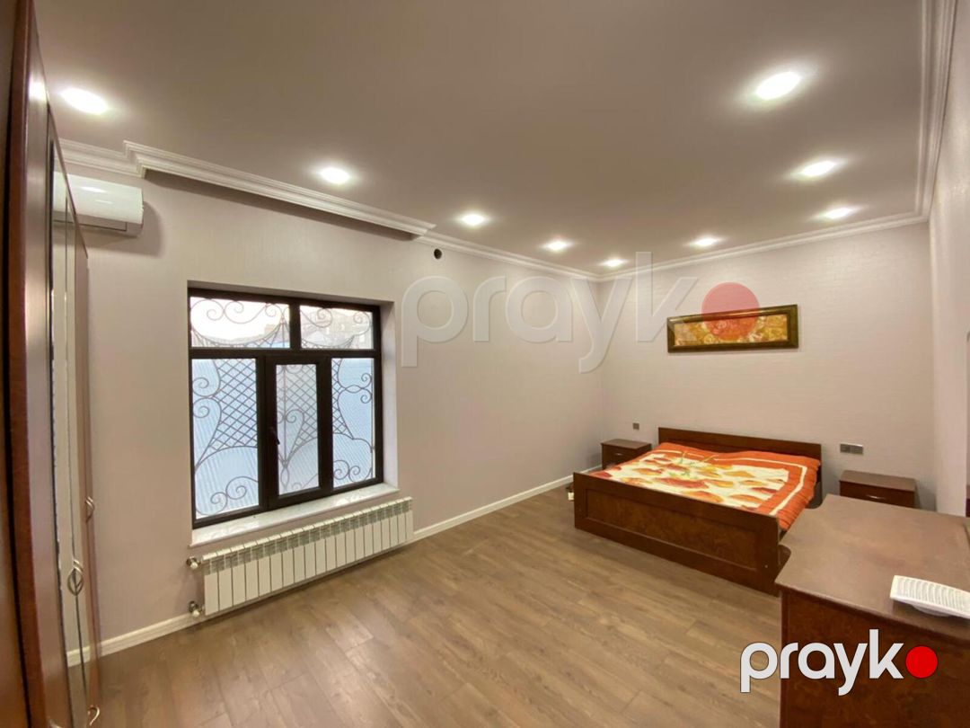 Satılır 5 otaqlı həyət evi/bağ evi 350 m² — Ev, villa, Bakı (10)