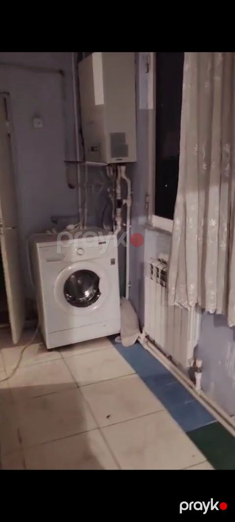Kirayə verilən 1 otaqlı mənzil telebe oglanlara posyolka metalruq — Gəncə