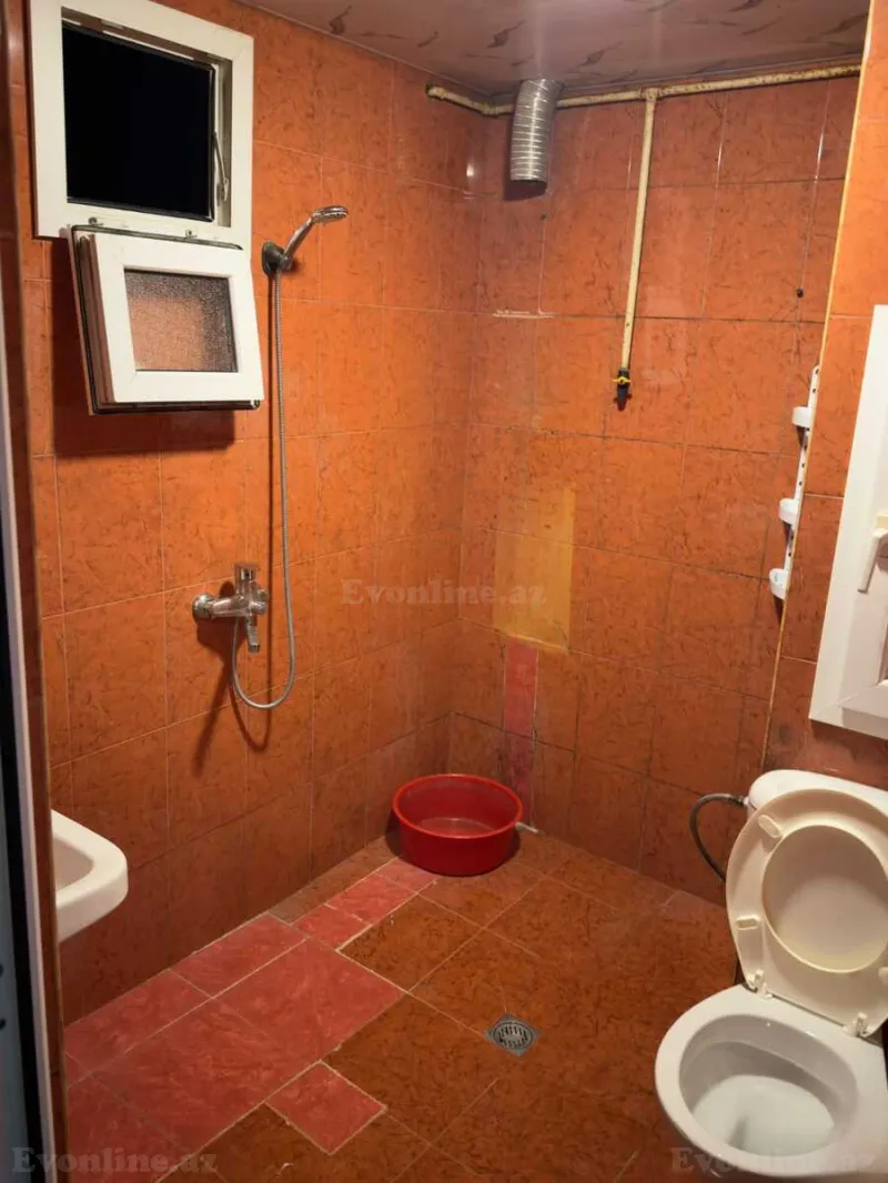 Kirayə verilir 1 otaqlı Mənzil Köhnə tikili 30 m² Bakı, Suraxanı r., Yeni Günəşli — Mənzil, Bakı (5)