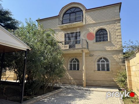 Satılır 5 otaqlı həyət evi/bağ evi 313 m² — Bakı