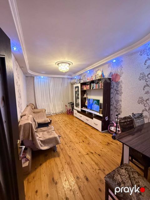 Satılır 3 otaqlı köhnə tikili 55 m² — Bakı