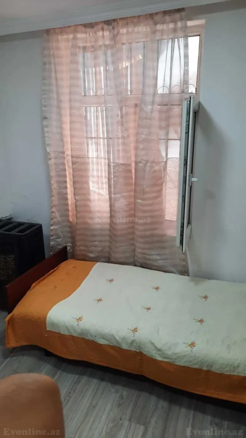 Kirayə verilir 1 otaqlı Mənzil Köhnə tikili 28 m² Bakı, Nərimanov r., 8 Noyabr m — Mənzil, Bakı (3)
