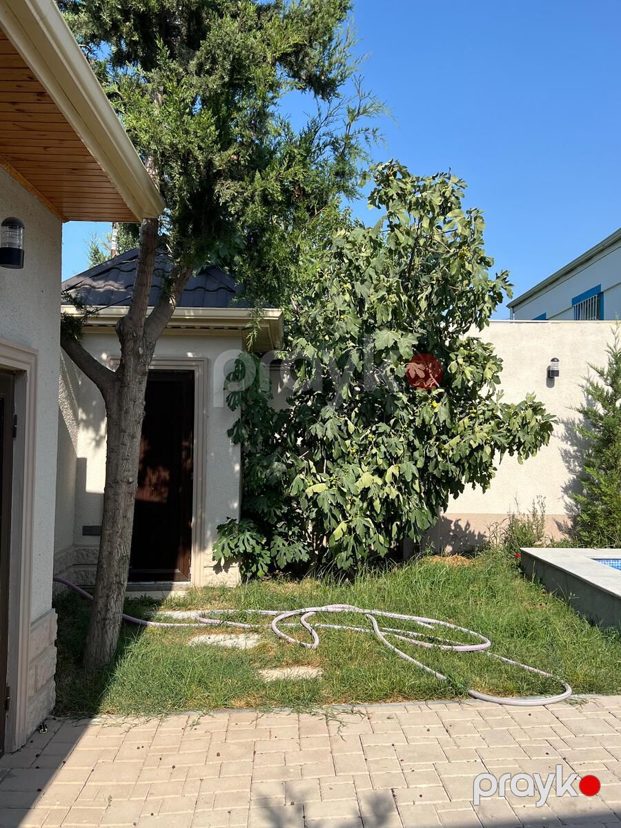 Satılır 4 otaqlı həyət evi/bağ evi 200 m² — Ev, villa, Bakı (5)