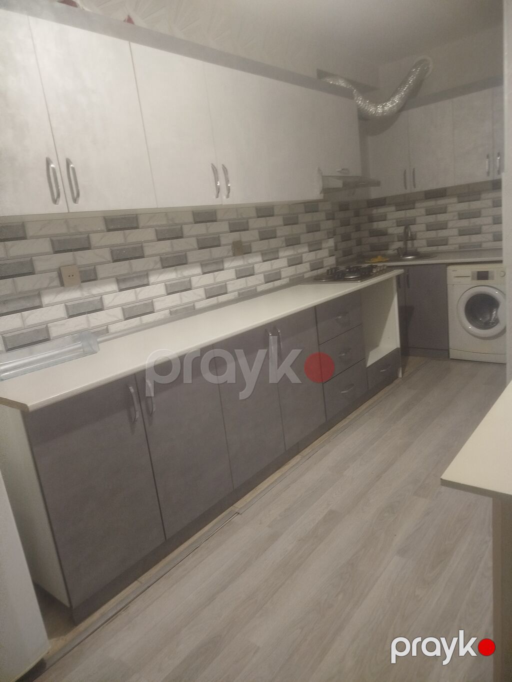 Ev Xırdalanda Heydər parkın yaninda yerləşir.Yeni binadır tam — Mənzil, Xırdalan (2)