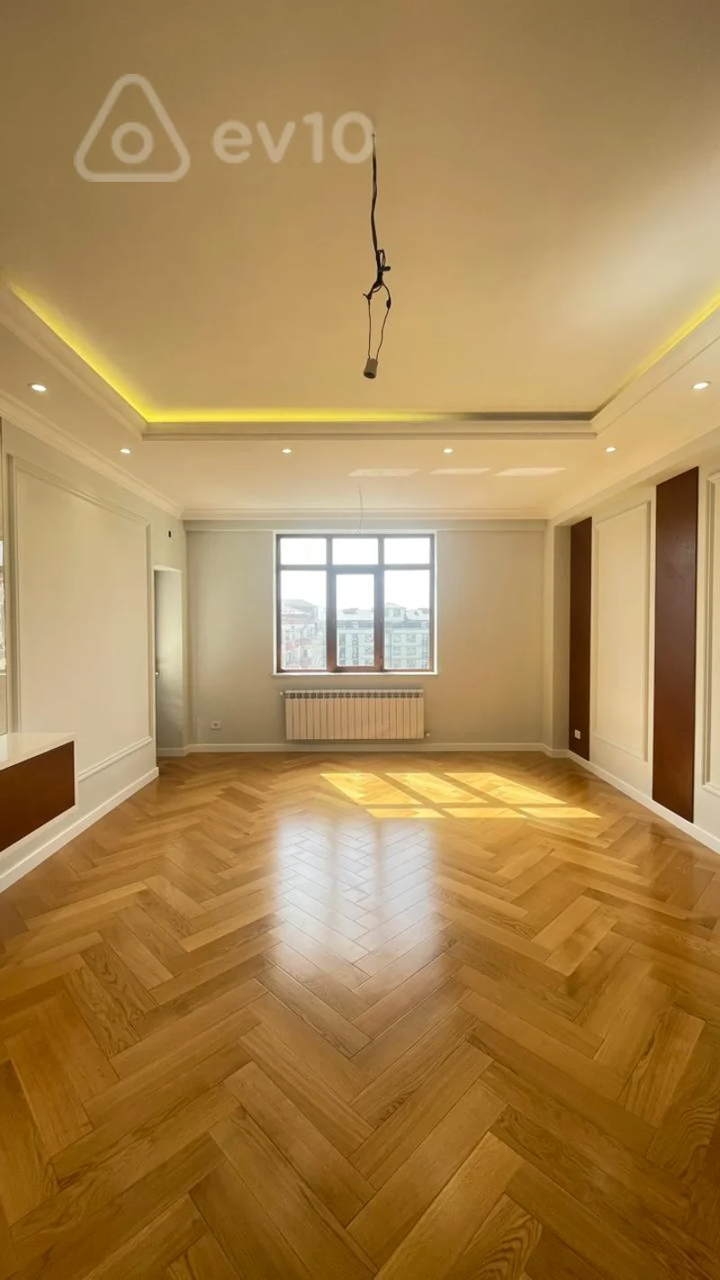 3 otaqlı mənzil, 134 m², Təbriz küçəsi — Bakı