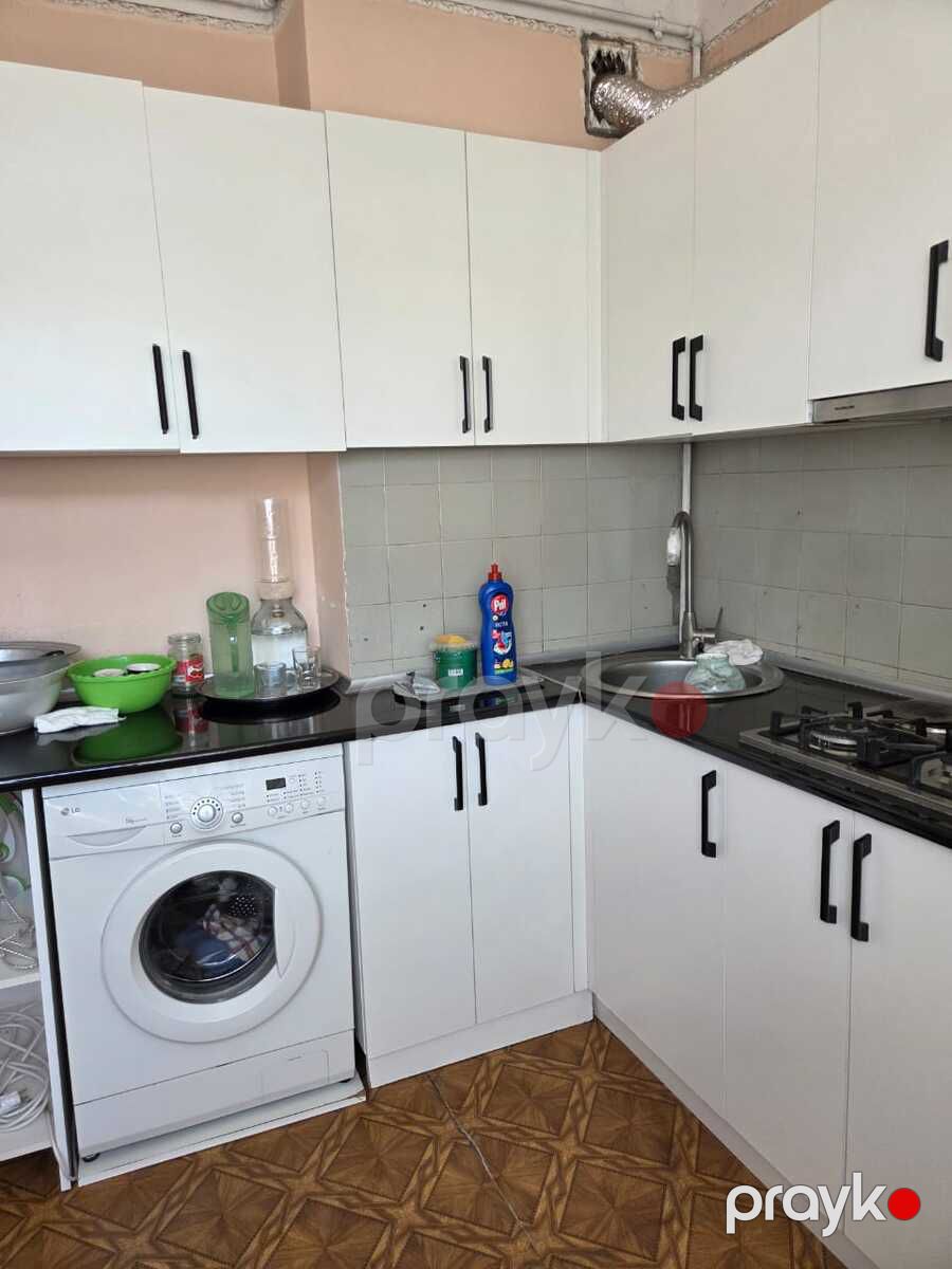 Satılır 2 otaqlı köhnə tikili 65 m² — Mənzil, Bakı (12)
