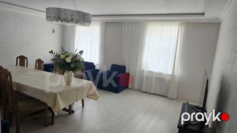 Satılır 4 otaqlı həyət evi/bağ evi 240 m² — Bakı