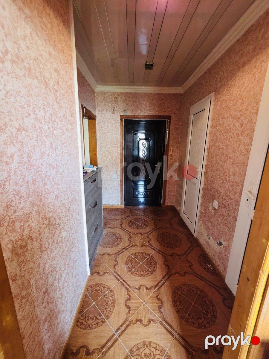 Satılır 2 otaqlı köhnə tikili 63 m² — Mənzil, Bakı (9)